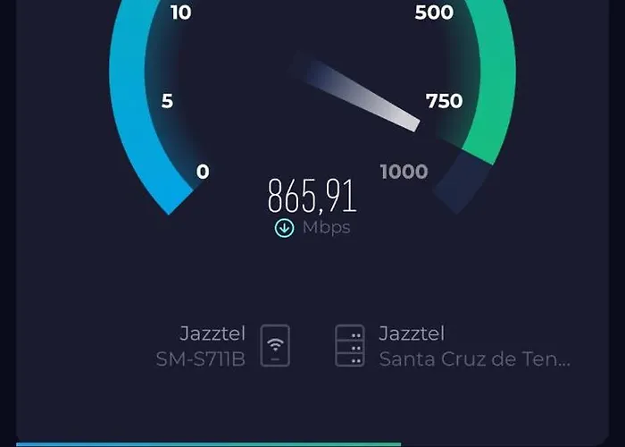 Sunrise Surf House, Big Garden, Hot Tub, Parking, Super-fast Free Wi-fi